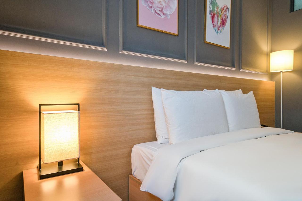 סוואן Vella Suite Hotel מראה חיצוני תמונה